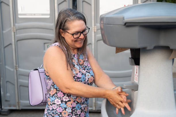 Best Luxury portable toilet rental  in San Benito, TX